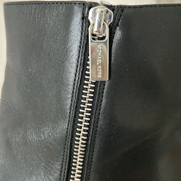 Michael Kors ankle black leather boots - Picture 2 of 8